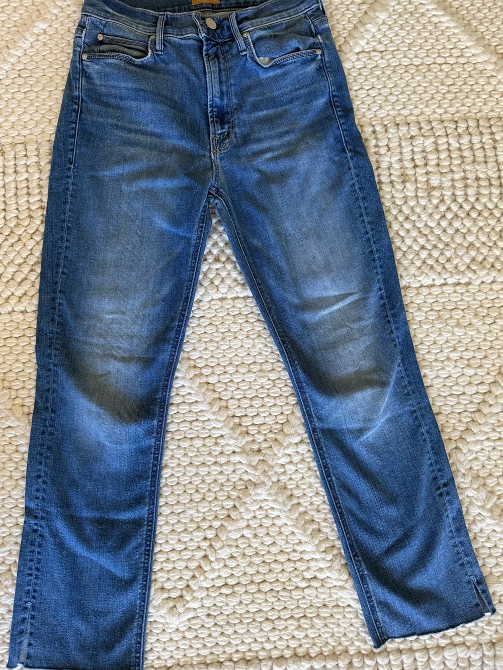 MOTHER Mid-Rise Dazzler Ankle Fray Jeans